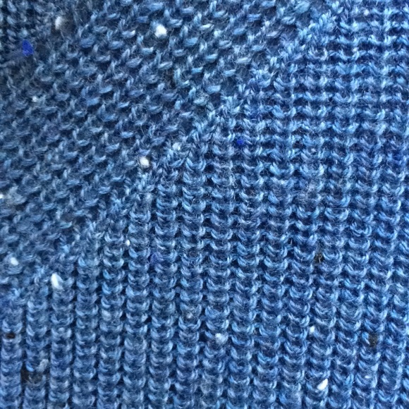 Like 🆕 Sweater - Picture 10 of 13